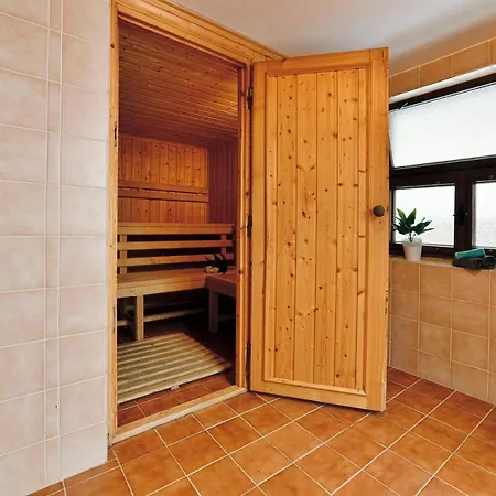 Orlik 2 Holiday home Klucenice